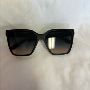 Quay Level Up Sunglasses